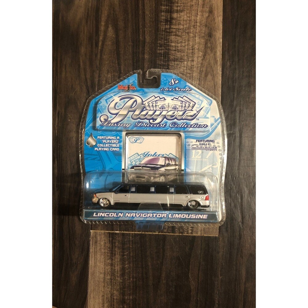 Rare Maisto Luxury Collection Navigator